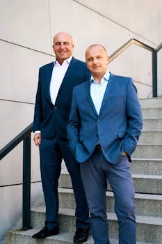 experienced male chef pizza oven